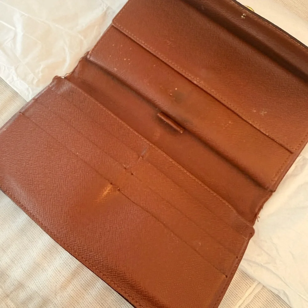 Louis Vuitton authentic louis